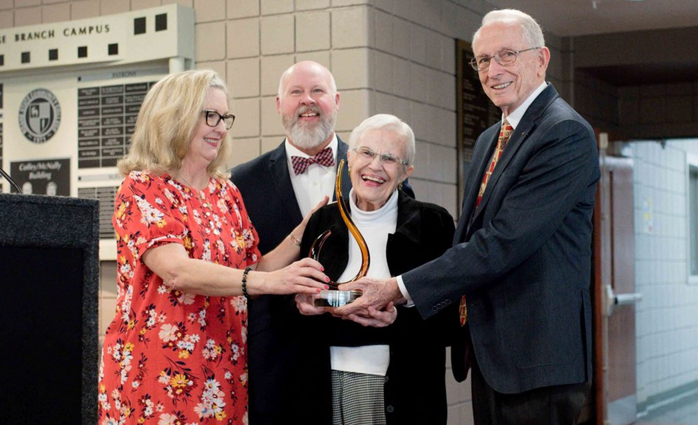 Photo: At left, TBR Regent Danni Varlan presents the 2022 Tennessee Board of Regents’ Award for Excellence in Philanthropy to David and Pat Coffey, first and second from right. Second from left is RSCC President Dr. Chris Whaley.