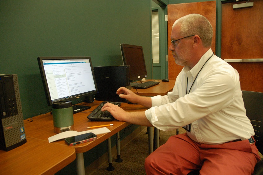 News: Roane State students urged to take advantage of tutoring - Roane ...