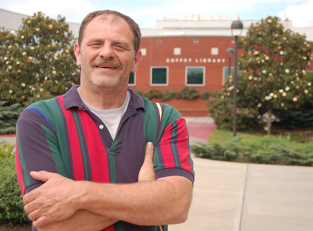 News: Roane State graduate overcame challenges to finish degree at age ...